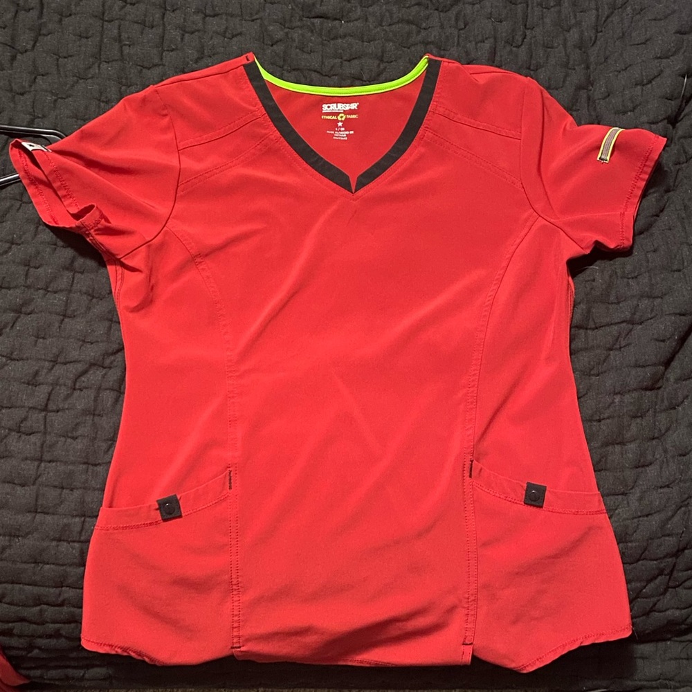 Red scrub set